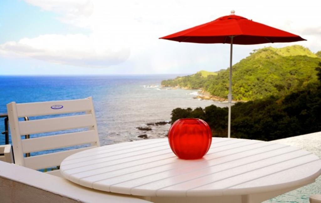Being Villa Plymouth Exterior foto