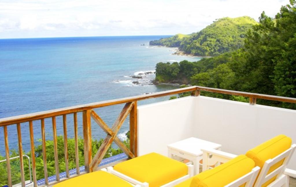 Being Villa Plymouth Exterior foto